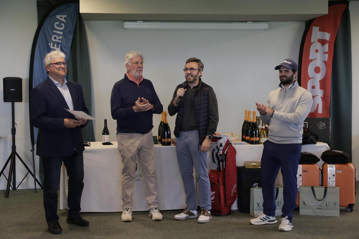 El Consejero Delegado de Prensa Ibérica, Aitor Moll, agradeció al propietario de Empordà Golf, Emili Cuatrecasas, abrir el club para el torneo