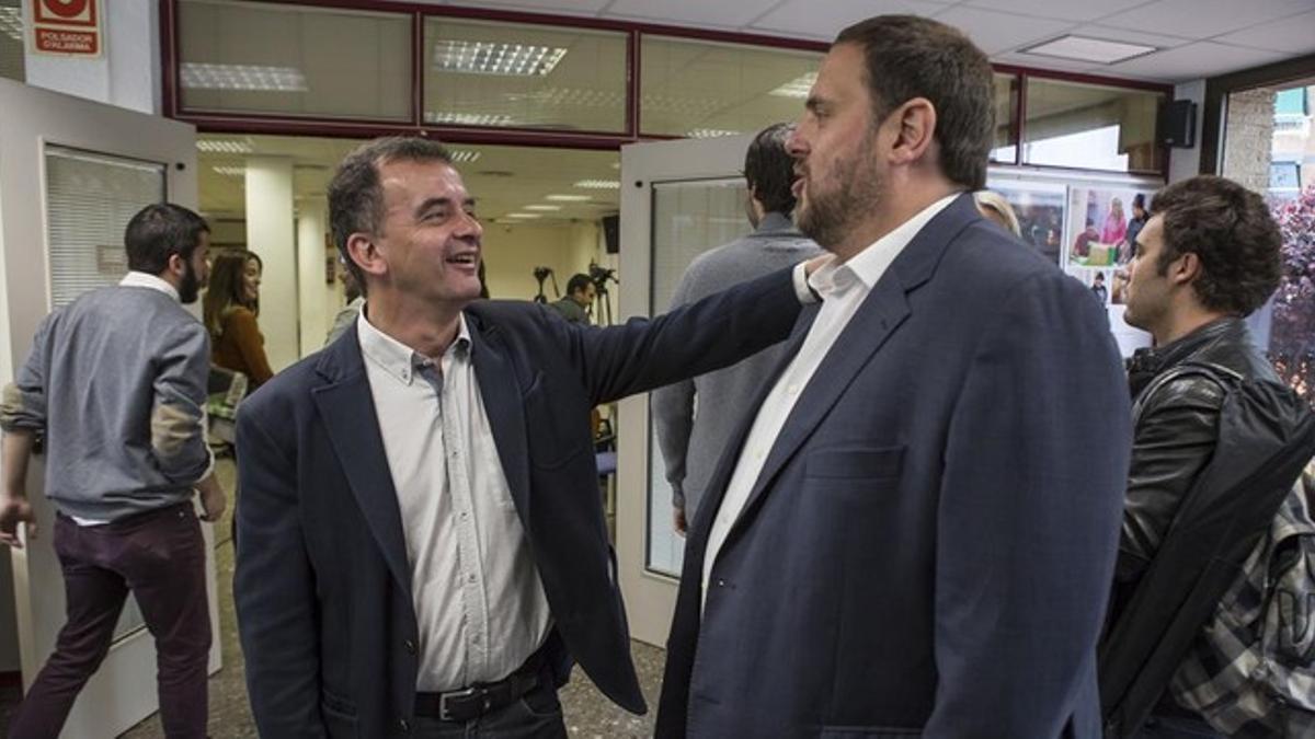 Alfred Bosch y Oriol Junqueras, el pasado lunes, en un acto de alcaldables de ERC.