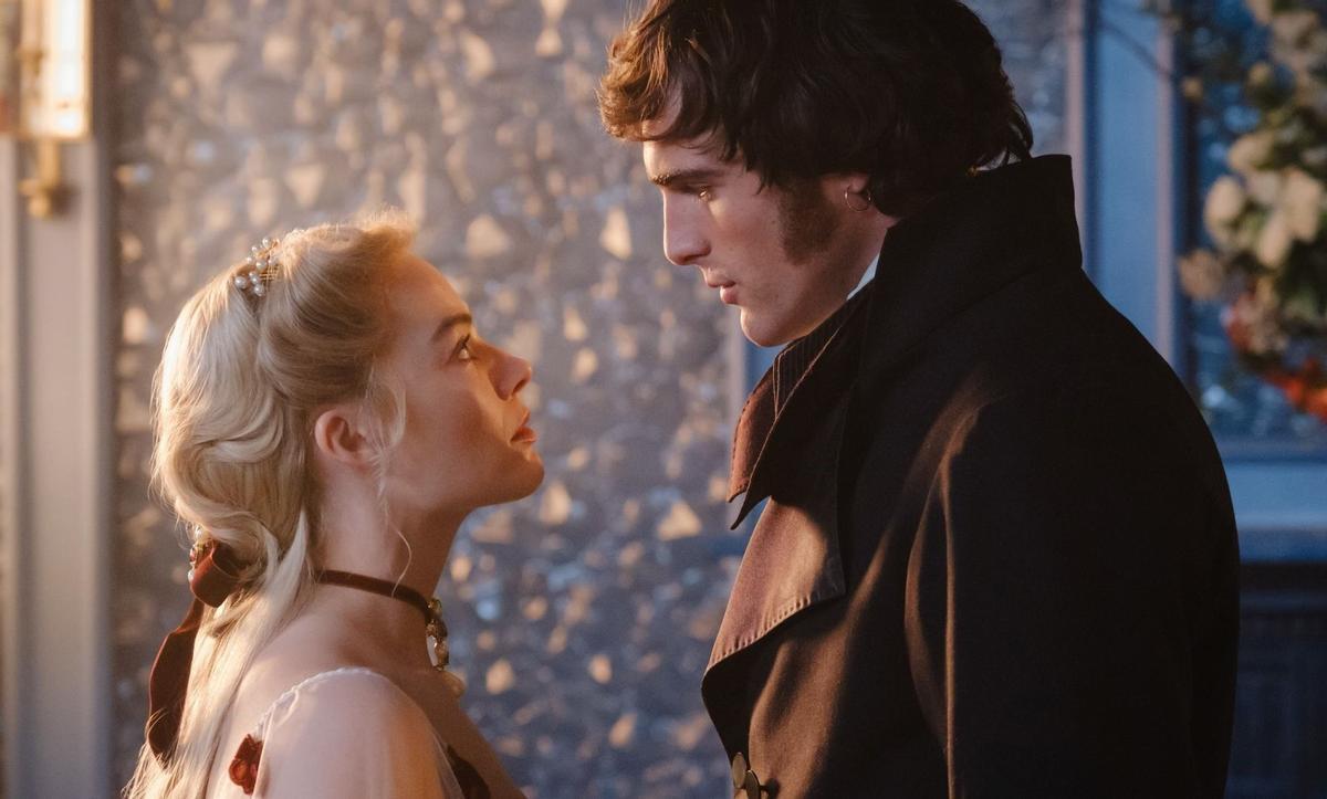 Margot Robbie y Jacob Elordi en 'Cumbres borrascosas'