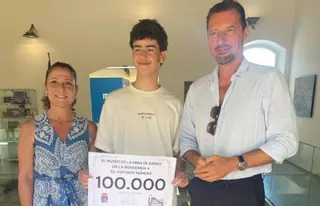Hito en la Mina de Arnao: un madrileño, visitante número 100.000 del equipamiento