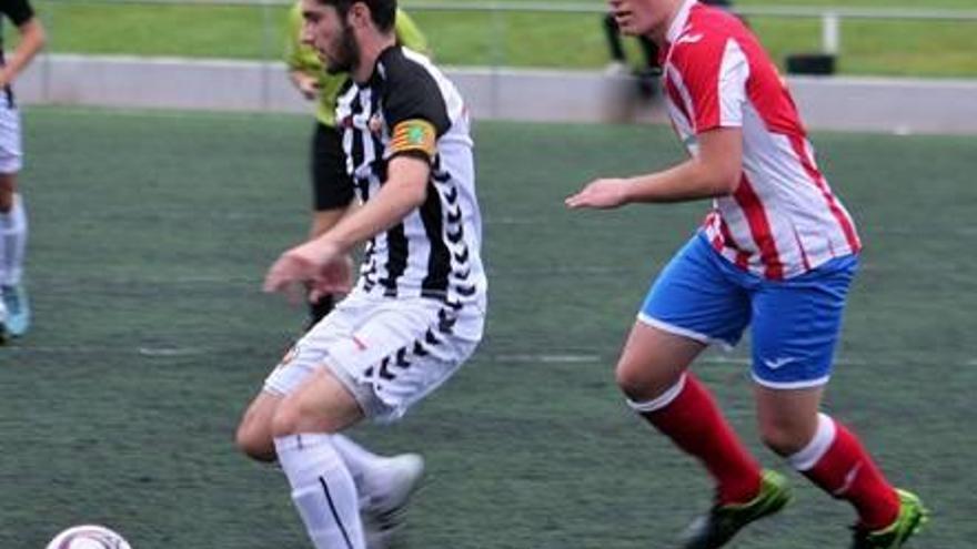 El At. Burriana, primero pese  a perder ante el Club la Vall