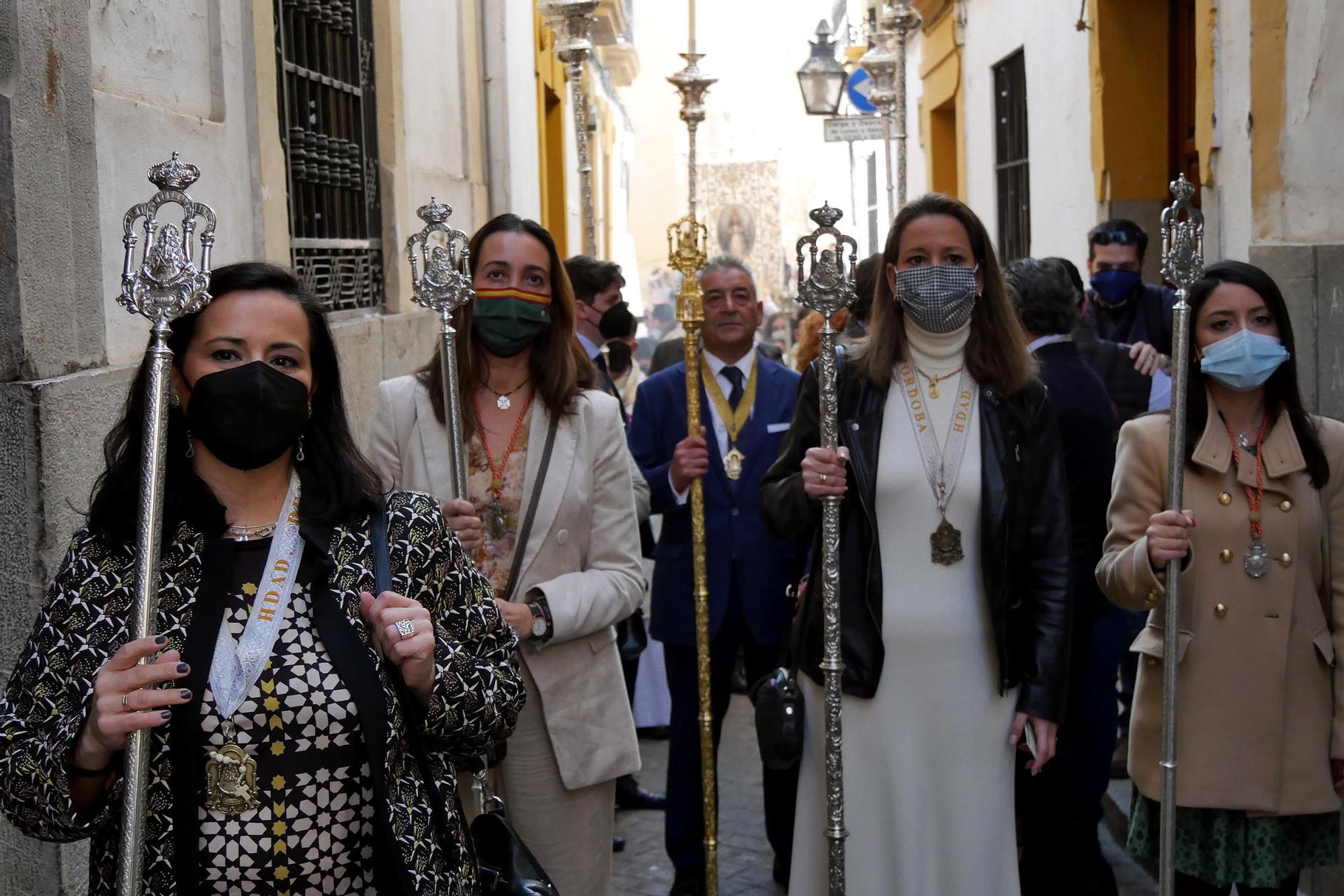 El Simpecado de la Hermandad del Rocío de Córdoba celebra su 25 aniversario