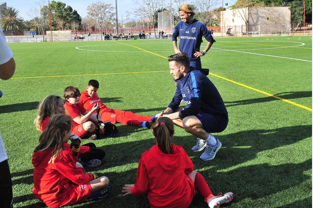 Saúl inicia en Elche el clínic Winter de la Academia Ñíguez Sport