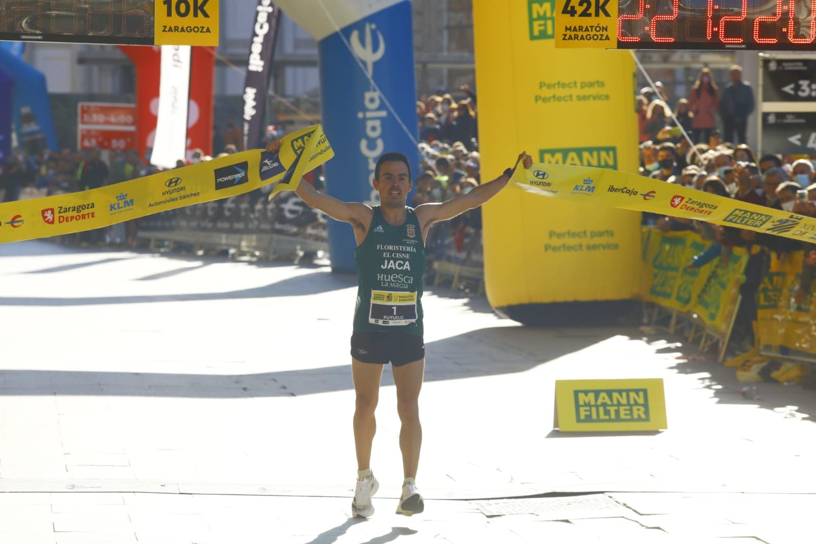 FOTOGALERÍA | Éxito rotundo en el regreso del Maratón de Zaragoza