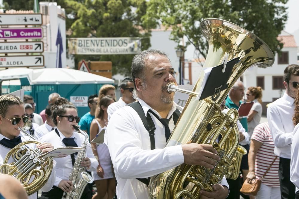 FIESTAS DE LA VIRGEN DE LA CUEVITA ARTENARA