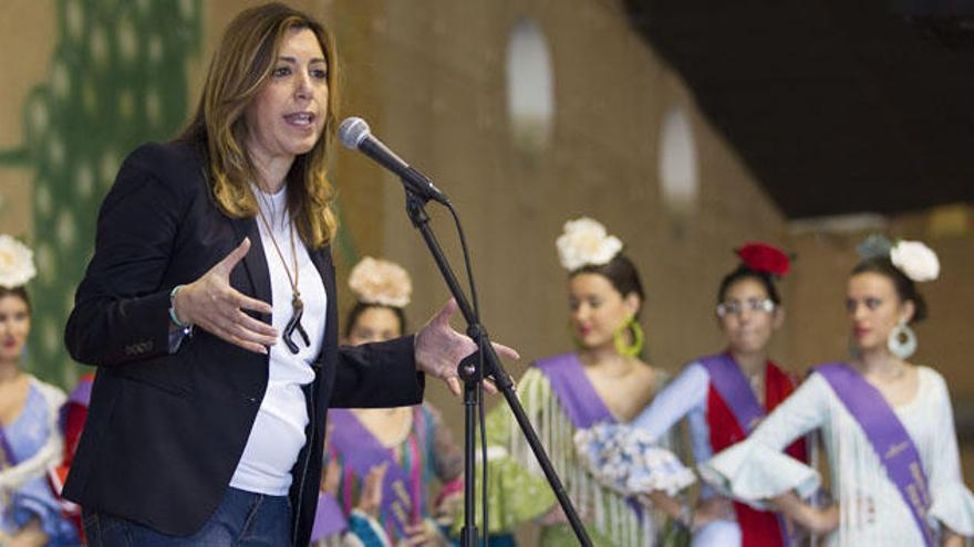 Susana Díaz, en la inauguración de una feria de mosto y aceituna fina en el Aljarafe sevillano.