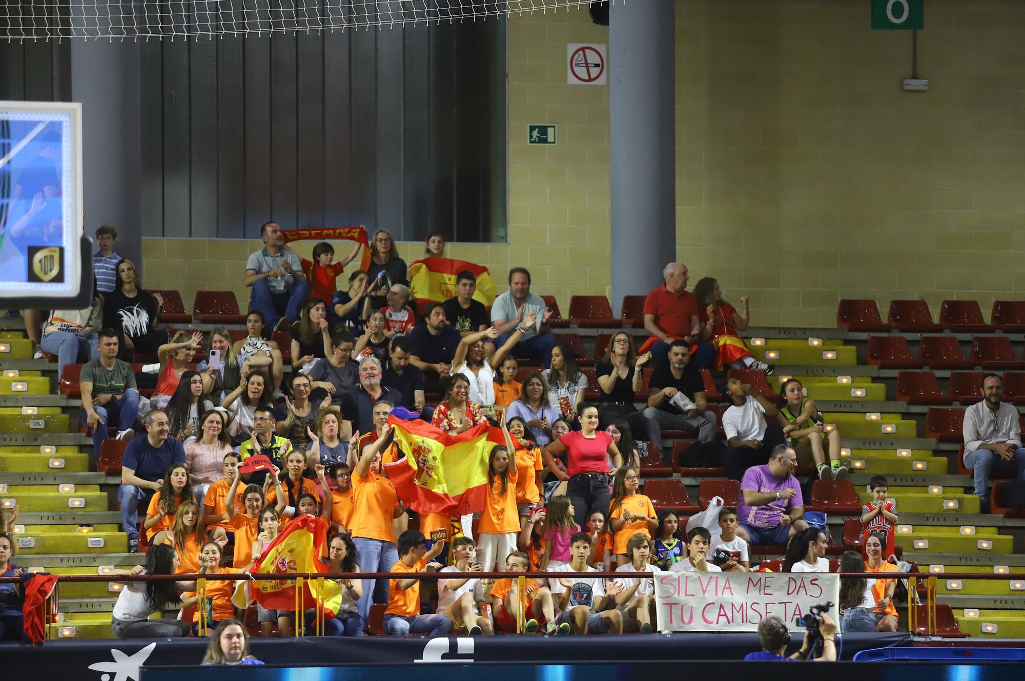 La selección española femenina de baloncesto ante Bélgica, en imágenes