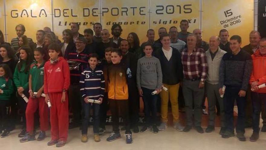 Carla Piélagos y Ramón Vega, mejores deportistas del año en Ribadesella