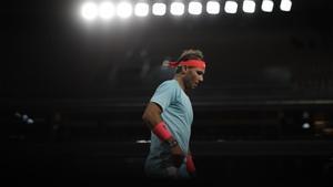 zentauroepp55293960 spain s rafael nadal prepares to serve against italy s janni201006233548