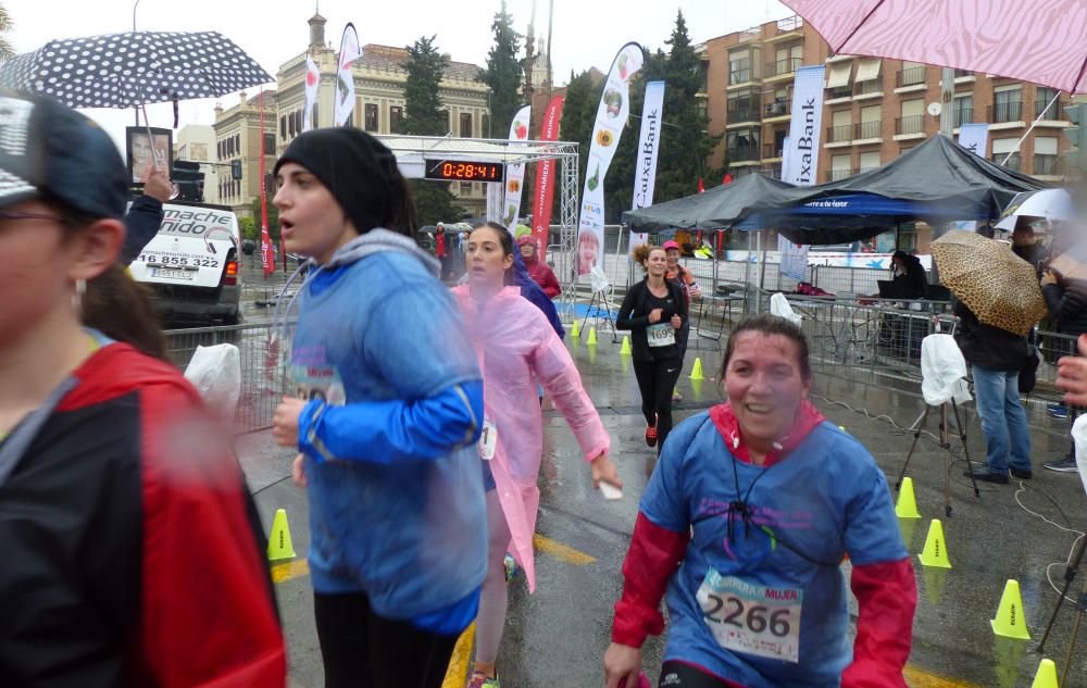 Llegada IV Carrera de la Mujer en Murcia (II)