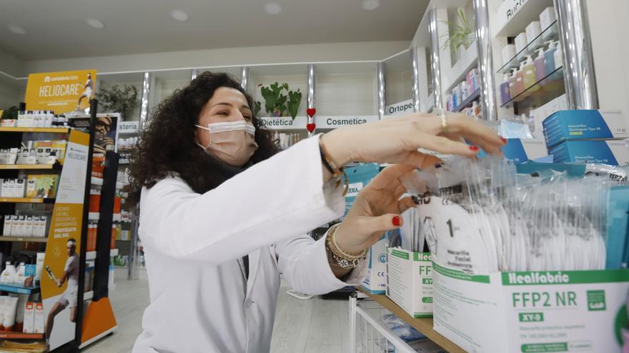 Las farmacias de Aragón lanzan una guía para atender a pacientes ucranianos