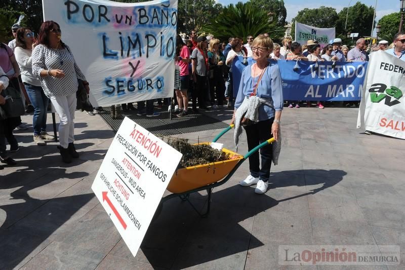 Los lodos del Mar Menor llegan a Murcia