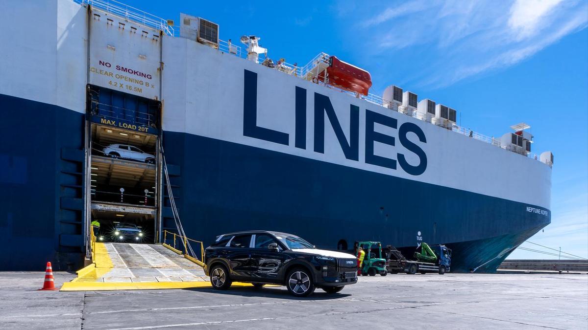 Málaga se estrena como punto logístico en España de las marcas chinas Omoda y Jaecoo