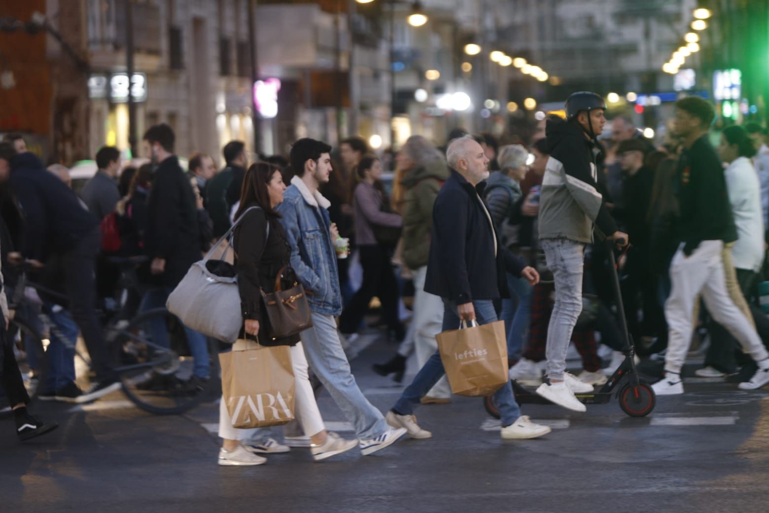 València, a reventar por la Navidad y el buen tiempo