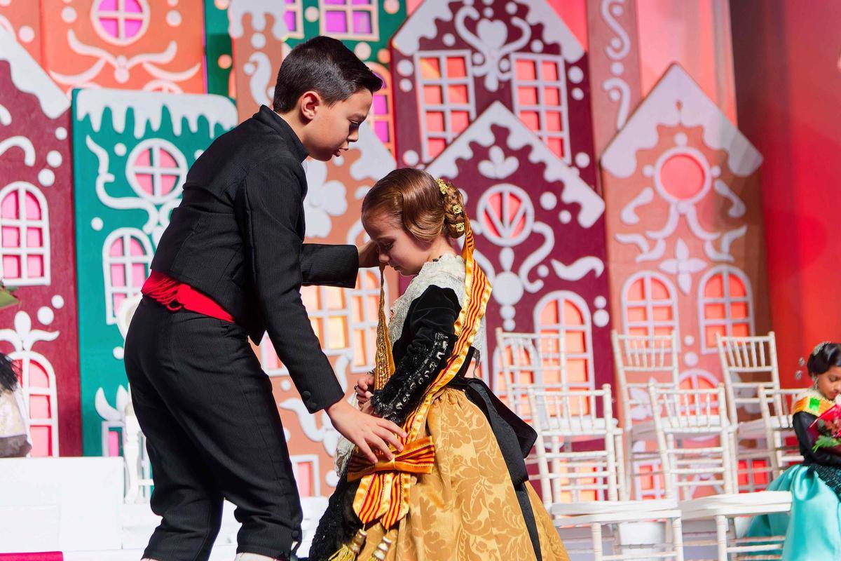 Las mejores fotos de la presentación de la gaiata 7 Cor de la Ciutat en Castelló Las mejores fotos de la presentación de la gaiata 7 Cor de la Ciutat en Castelló