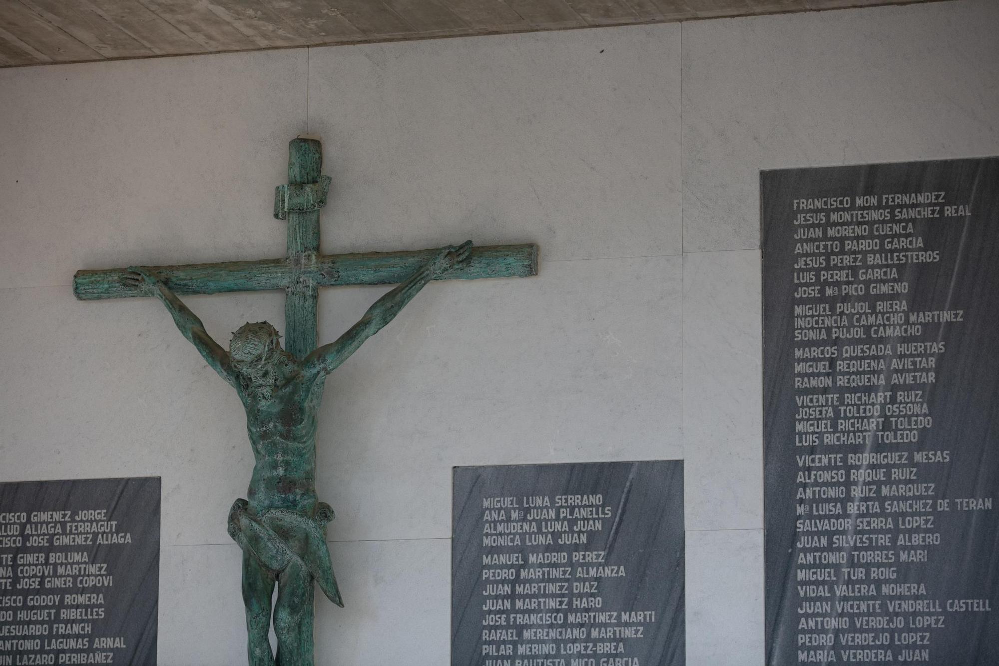 Homenaje a las víctimas del accidente aéreo de ses Roques Altes