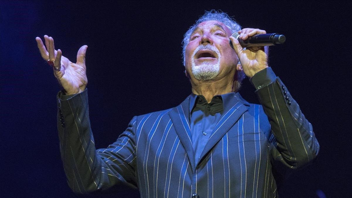 Tom Jones, en un concierto en el Festival Jardins de Pebralbes, en el 2018.