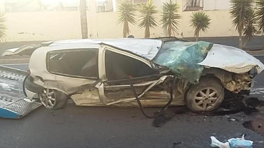 Estado en el que quedó el vehículo siniestrado en Santa Cruz de Tenerife.