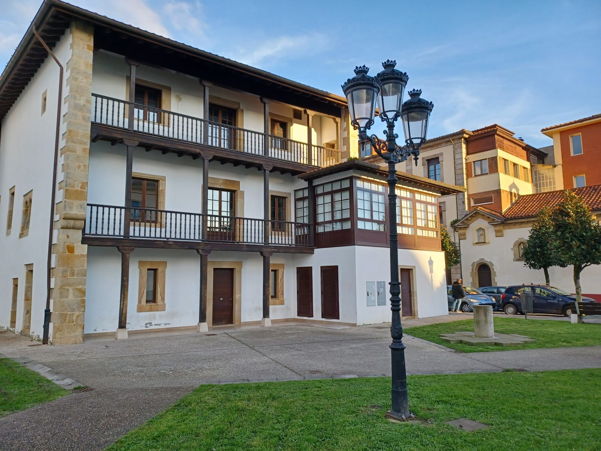 La ruta histórica de Villaviciosa: así es el increíble paseo por el casco antiguo para hacer un viaje en el tiempo