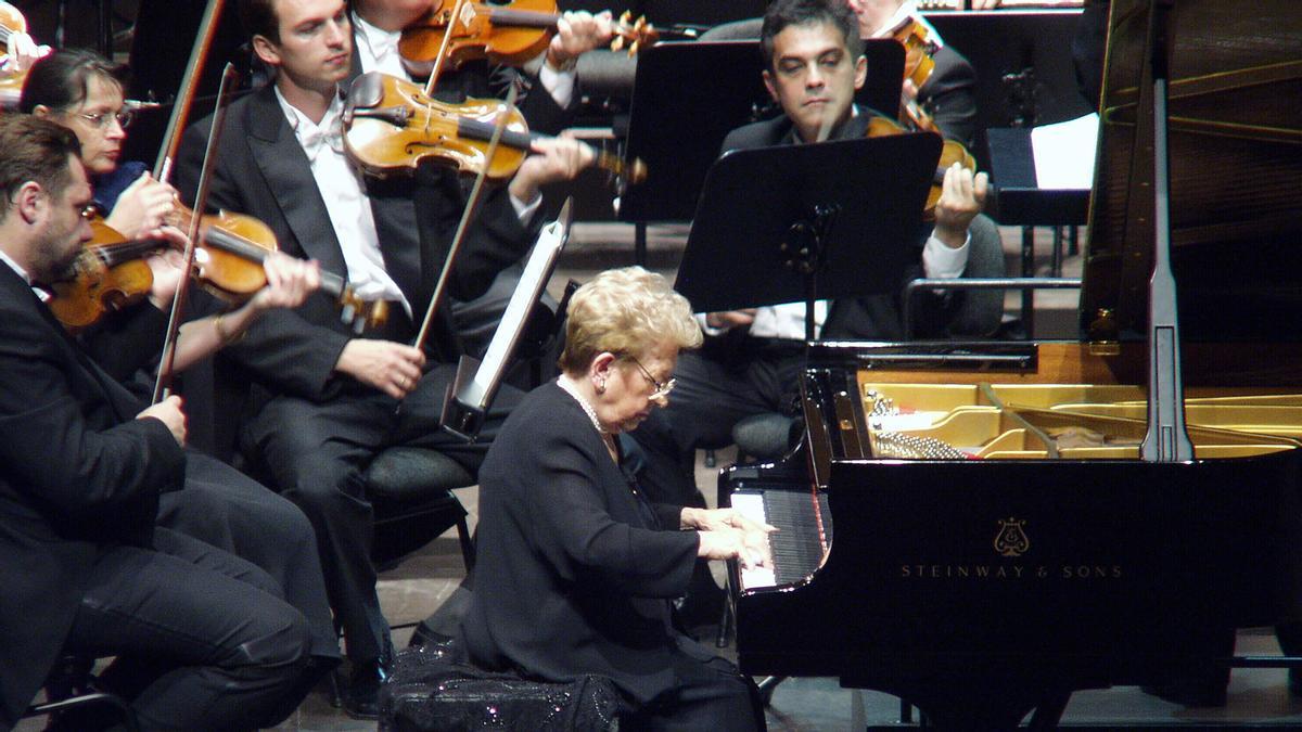 El Liceu conmemora el centenario de Alicia de Larrocha.
