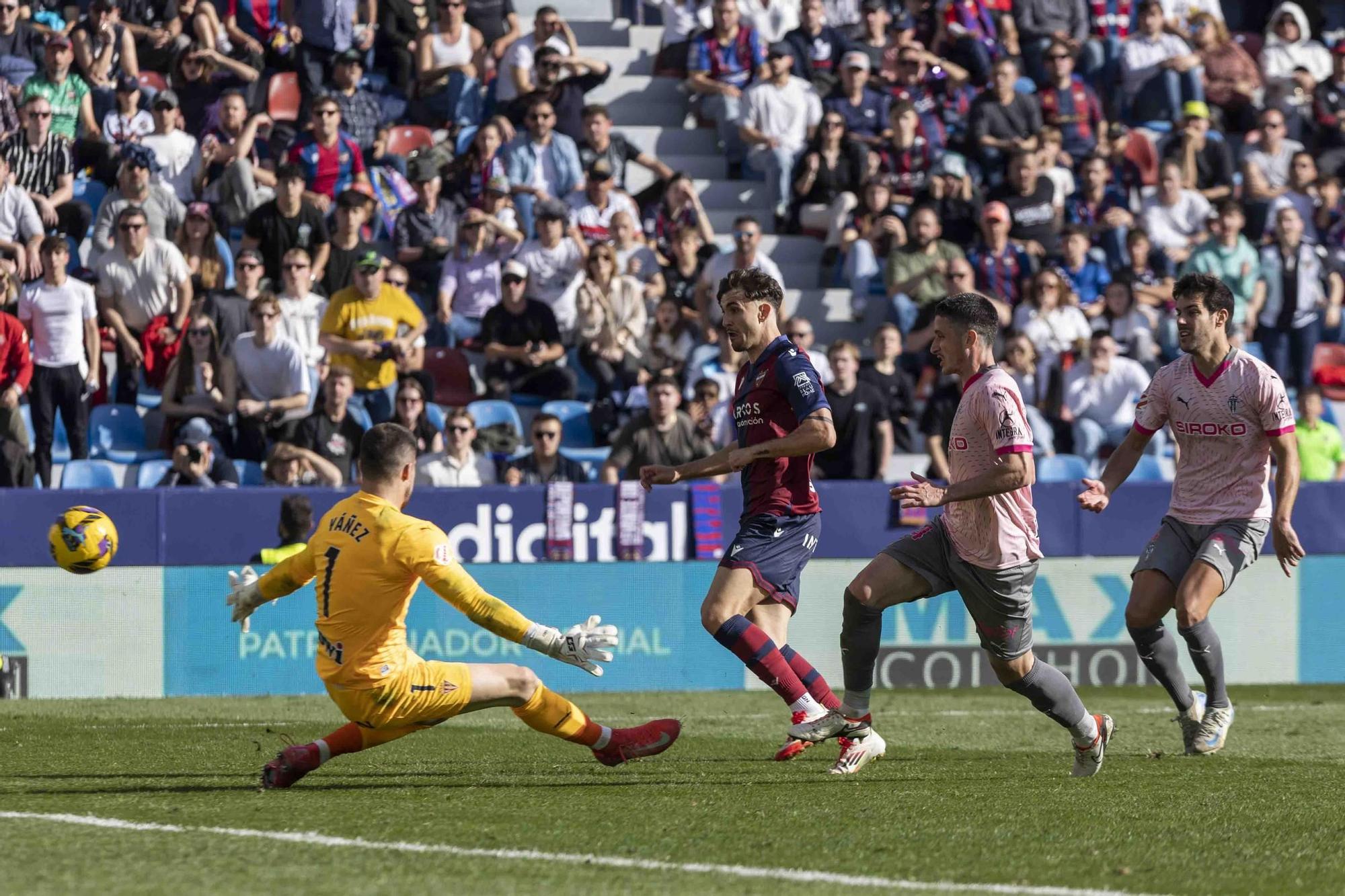 Partido Levante - Sporting de Gijón