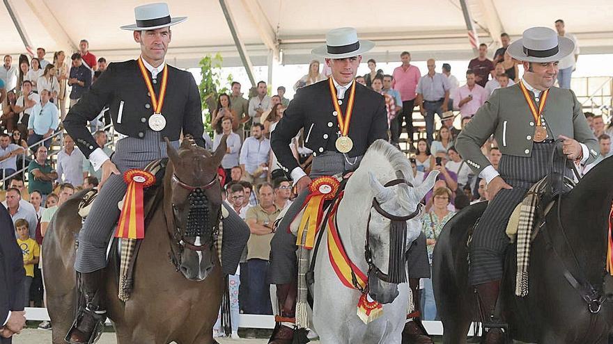 Luis Benítez, de nuevo campeón de España de doma vaquera