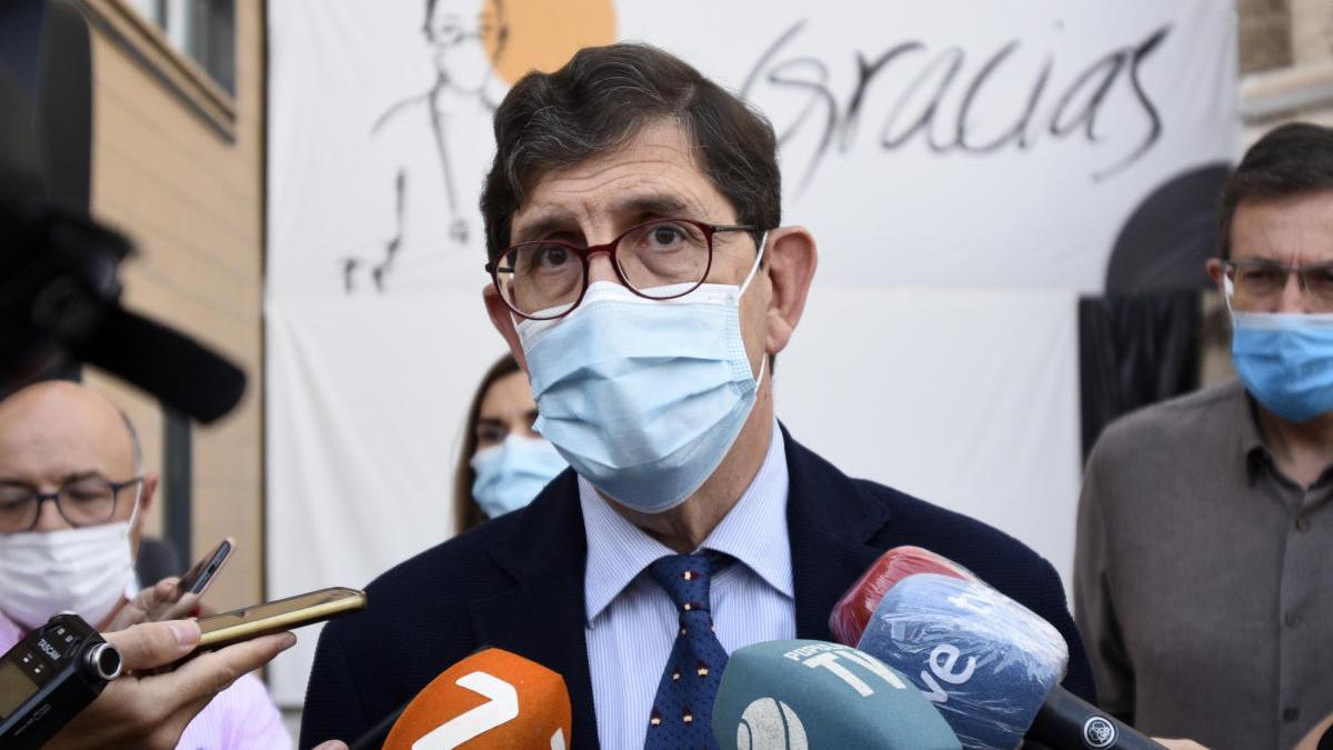 Villegas dimite como consejero de Salud: &quot;Con tanto ruido es imposible&quot;