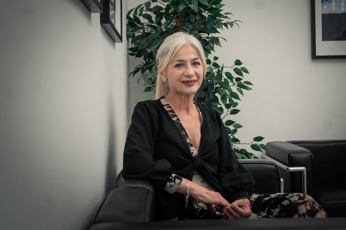 La candidata número uno del PP por Sevilla, y actual consejera de Cultura y Deporte, Patricia del Pozo, antes de las elecciones andaluzas del 17M