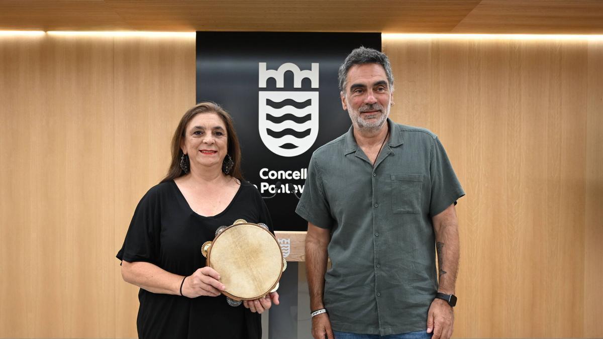 La artista tradicional Felisa Segade, en la presentación de 'Con voz de muller'.