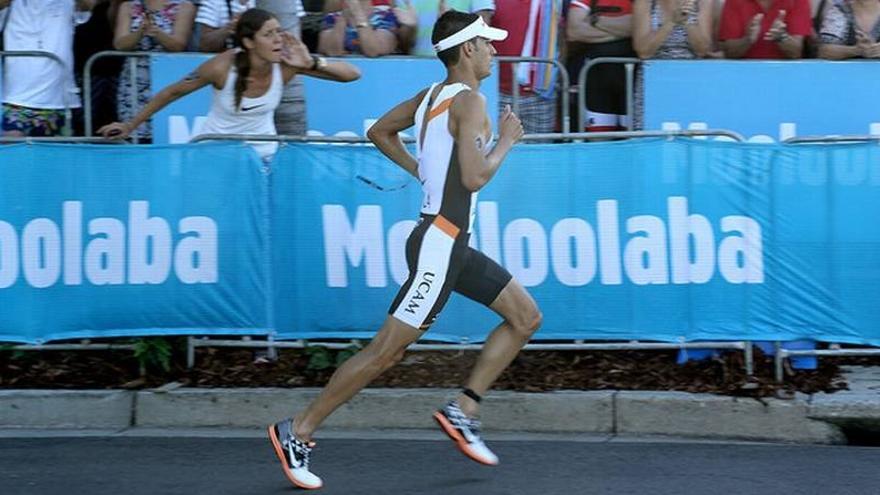 Mola conquista la primera prueba de la Copa del Mundo de triatlón