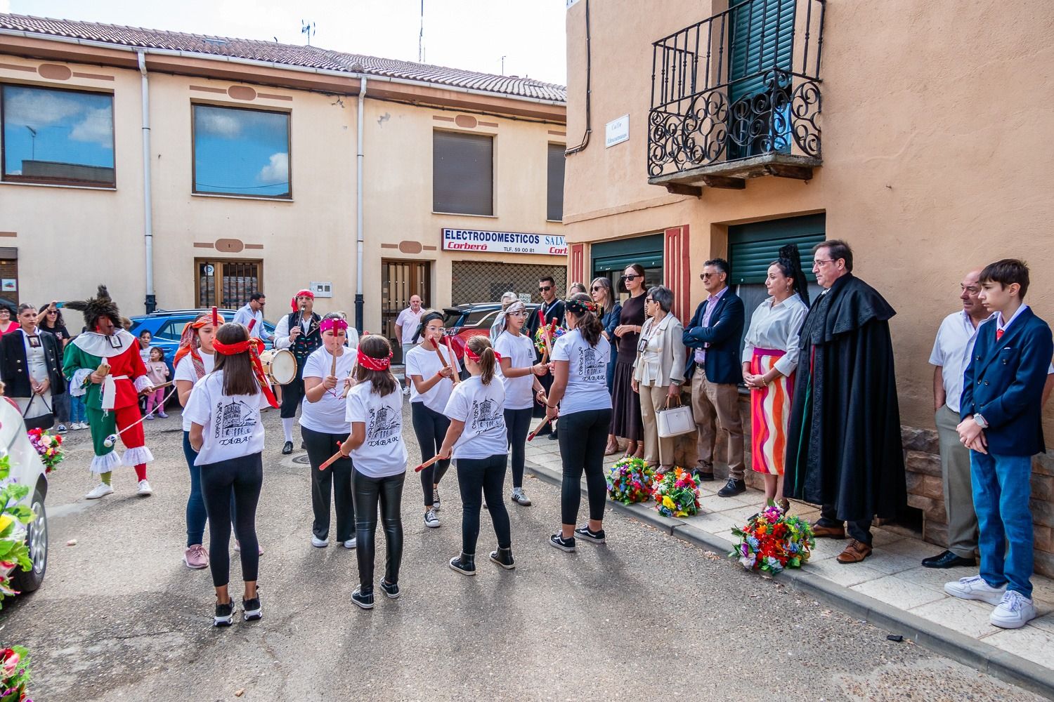 Tábara festeja la Virgen del Camrne más femenina