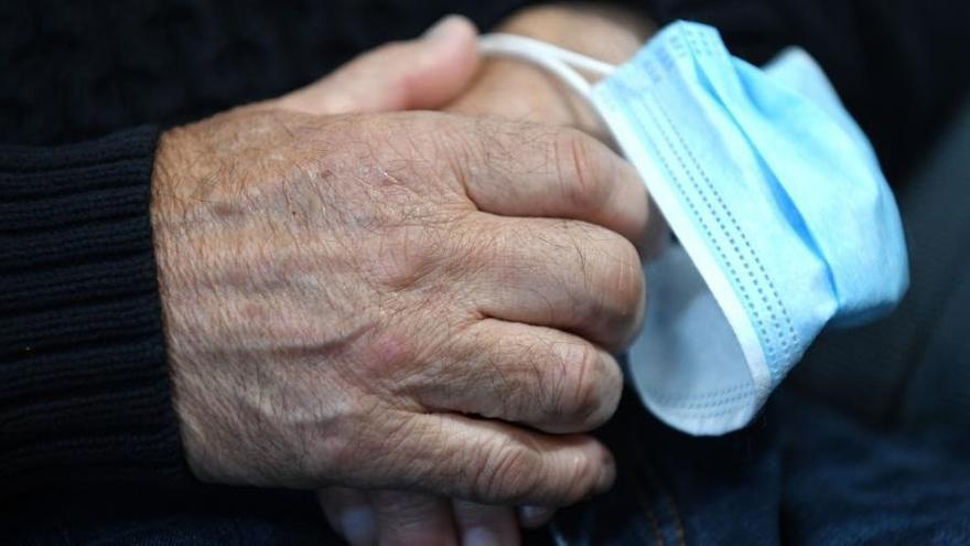 ¿Estás usando mascarillas guardadas en casa desde la pandemia? Cuidado porque caducan y pierden efectividad