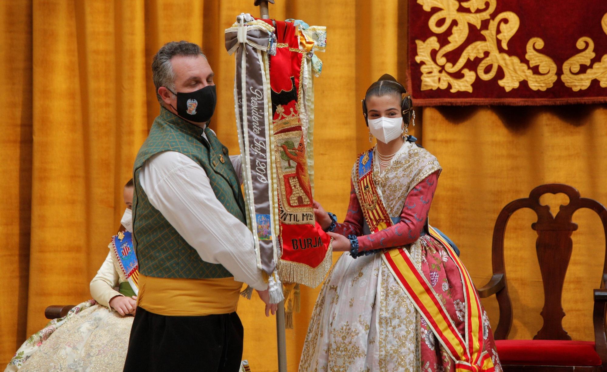 Las fallas infantiles vuelven con los "brillants", fotos y reparto de premios