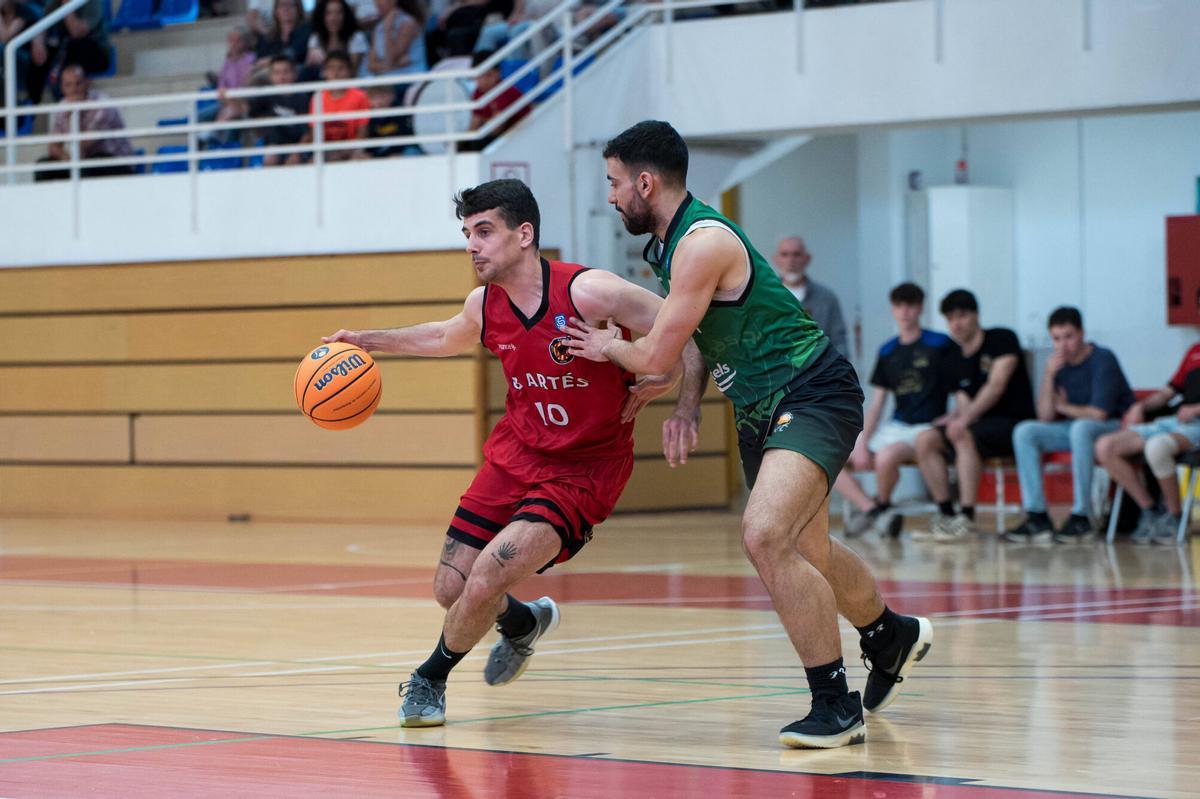 Totes les fotos de la victòria del CB Artés contra el CBU Lloret