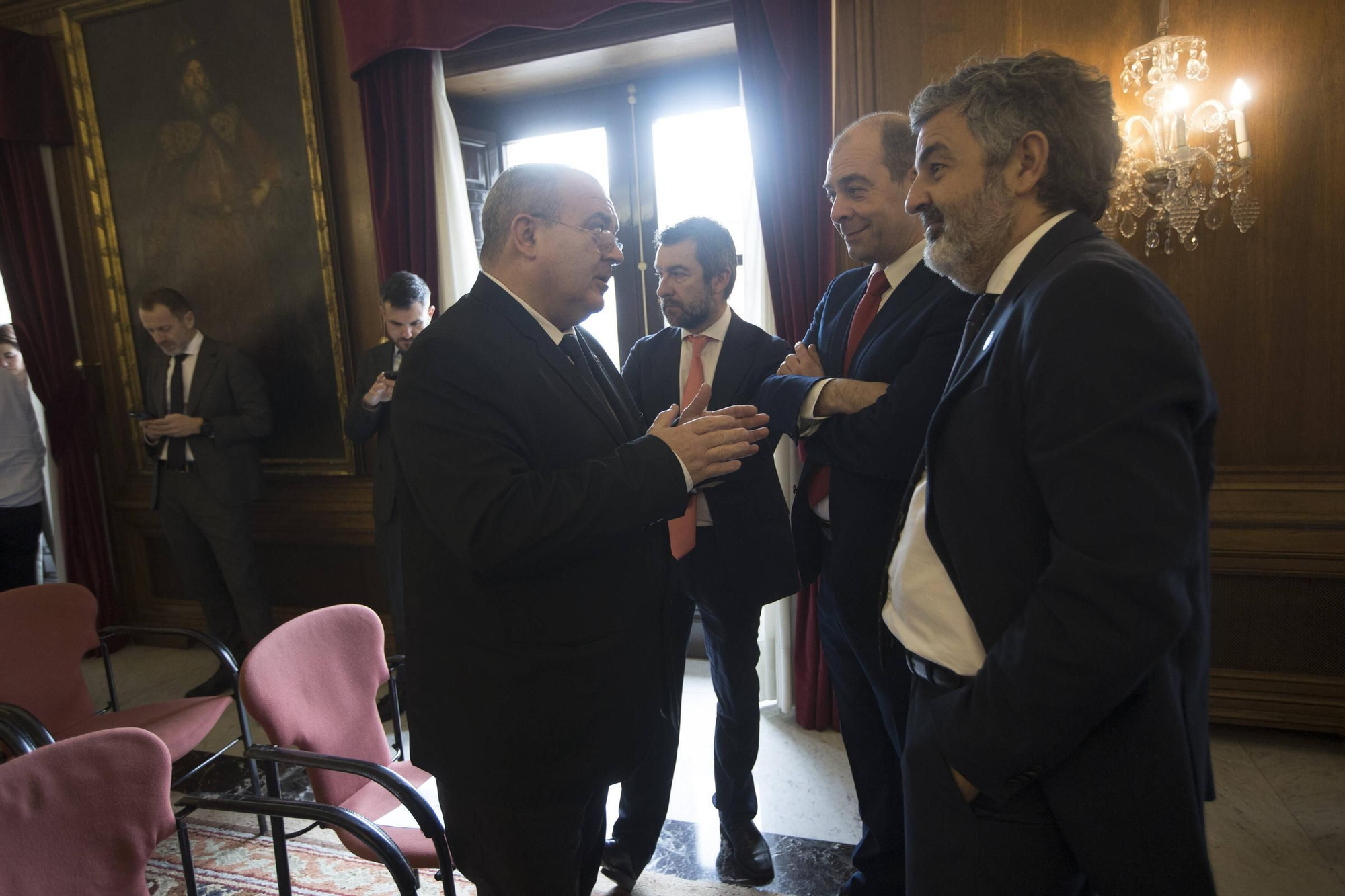 EN IMÁGENES: Así ha sido la visita a Avilés de Óscar Puente, ministro de Transportes y Movilidad Sostenible