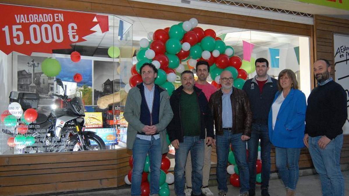 O Gran Escaparate Estrela do San Paio, con produtos mercados no comercio local estradense