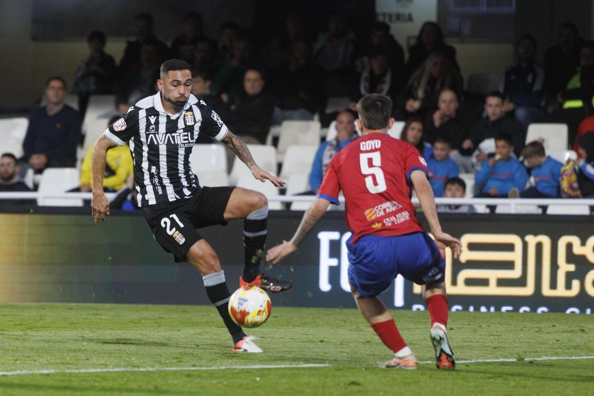 Las imágenes del partido entre el FC Cartagena y el CD Teruel