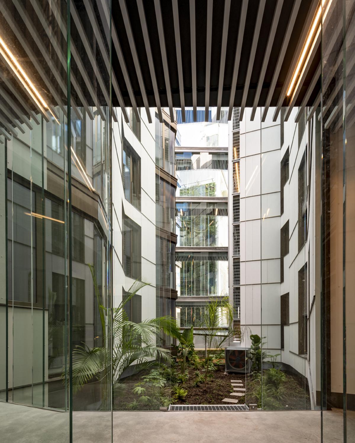 Obra nueva y rehabilitacipon de edificio para viviendas, locales y garajes en Marqués de Valladares (Vigo)