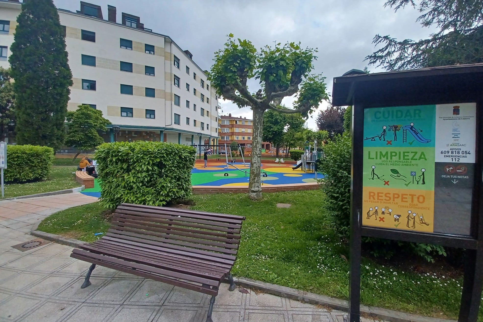 El "parque de los mandamientos" de Lugo de Llanera: así es el espacio que promociona valores y buenas prácticas