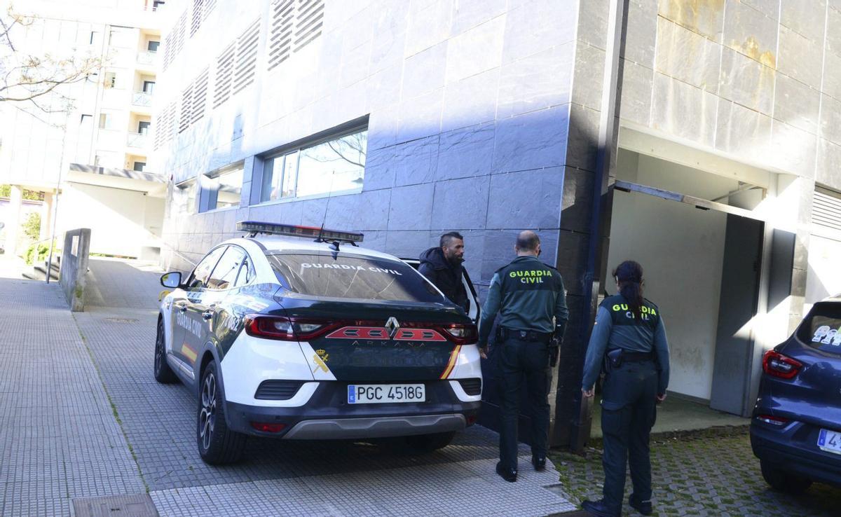 El acusado, entrando al juzgado a primera hora de este martes.