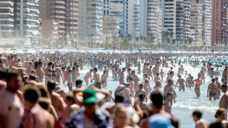 La ocupación hotelera crece tres puntos en la ciudad de Alicante en julio
