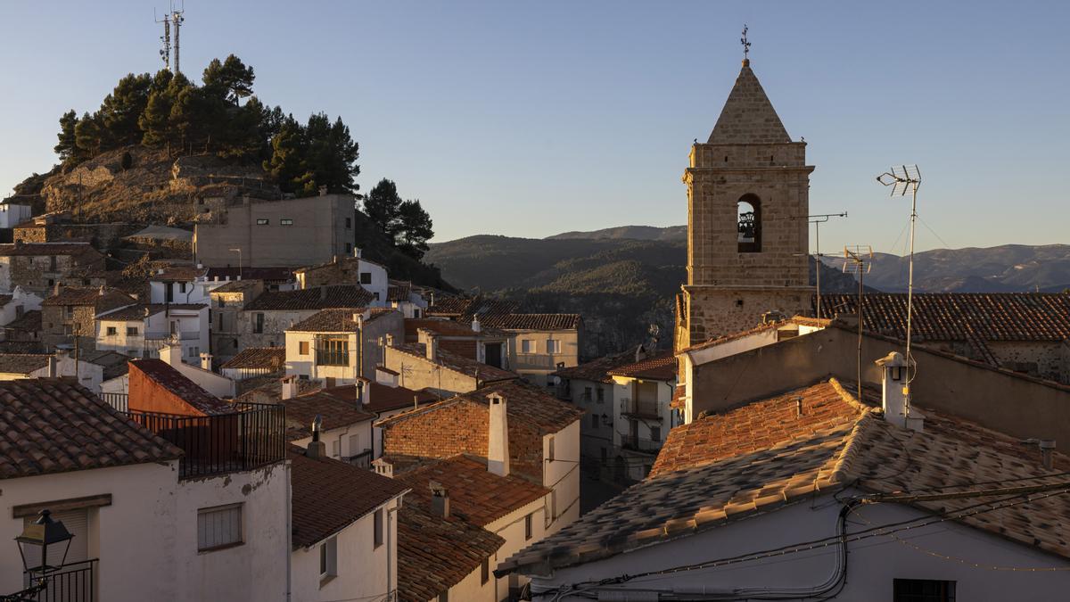 Torre de la Iglesia de Castillo de Villamalefa