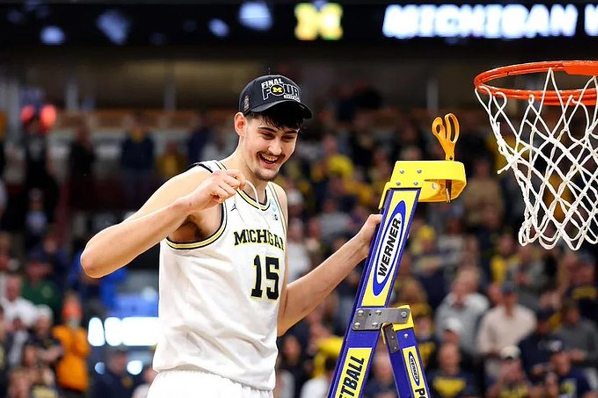 Aday Mara, tras ganar la NCAA con Michigan.