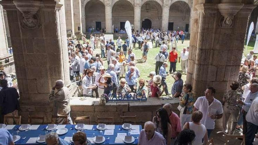 Los asistentes, en el monasterio de Celanova. // Brais Lorenzo