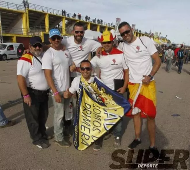 La afición llena el Circuit