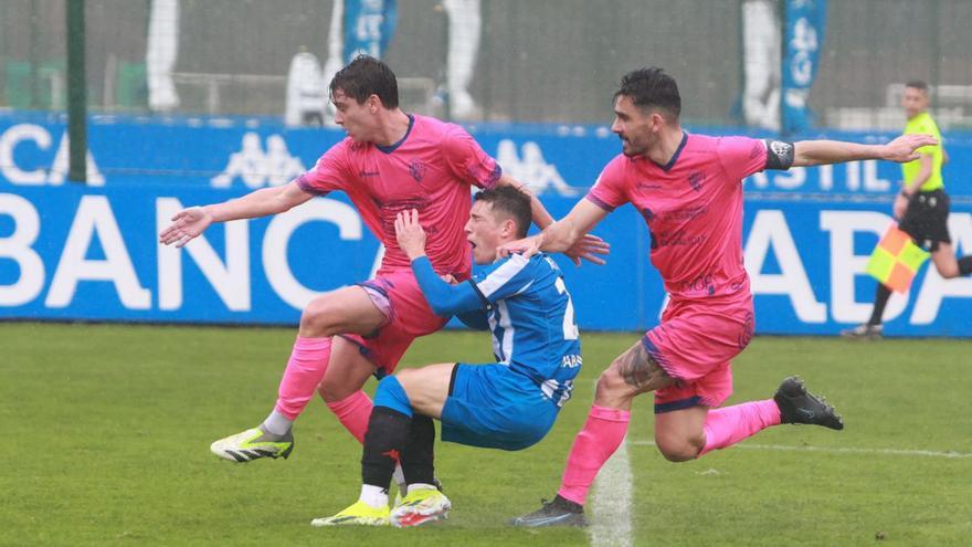 El Ourense CF regresa a la cabeza de la tabla
