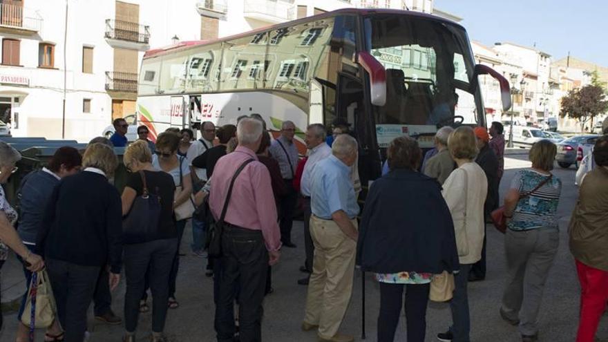 Más de 6.000 mayores se apuntan el primer mes al programa de la Diputación Castellón Sénior