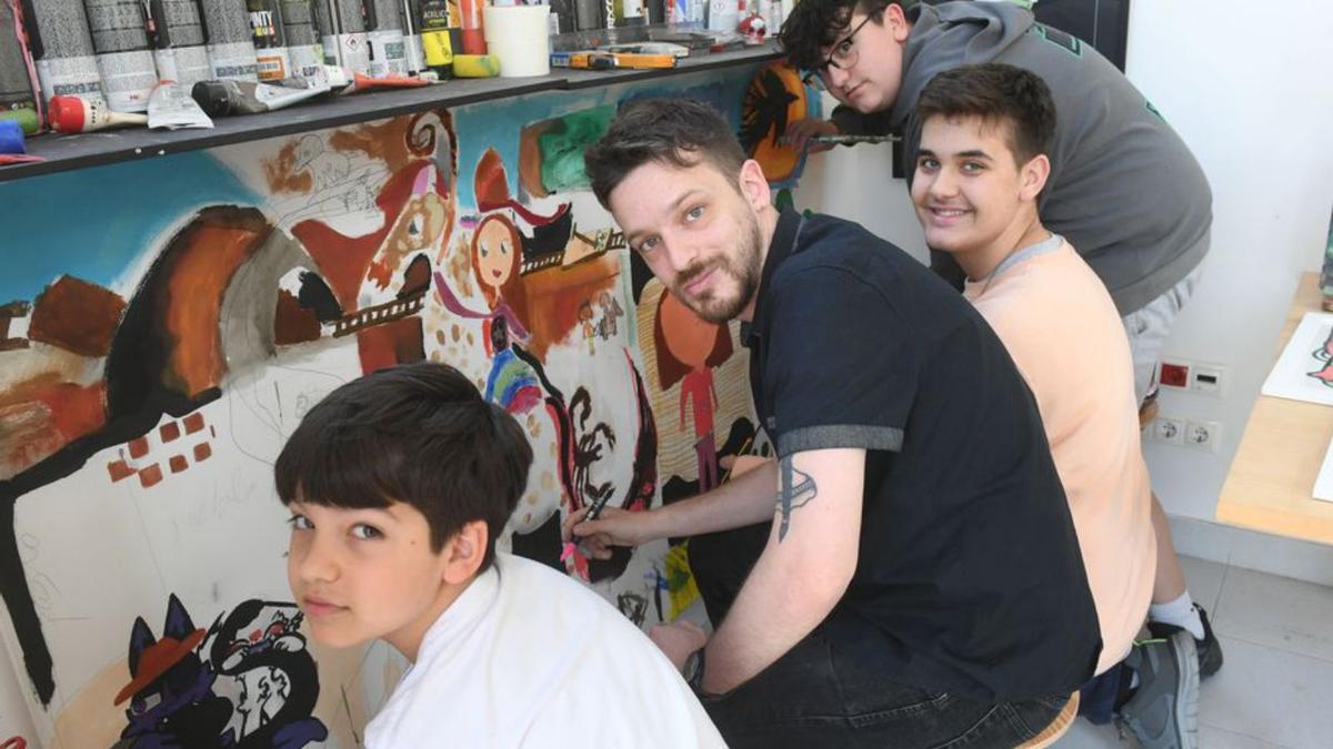 Óscar Cabana en una actividad realizada en su taller el pasado año
