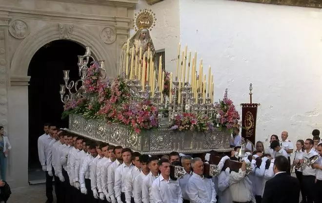 La Caridad abre los Domingos de Mayo en Priego de Córdoba