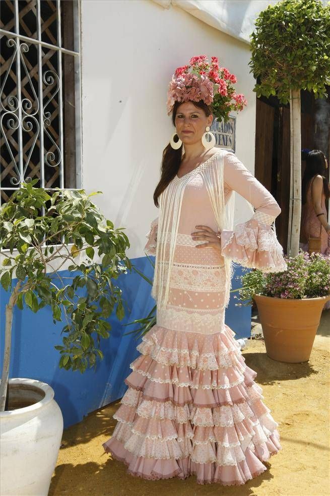 FOTOGALERÍA / TRAJES EN EL ARENAL